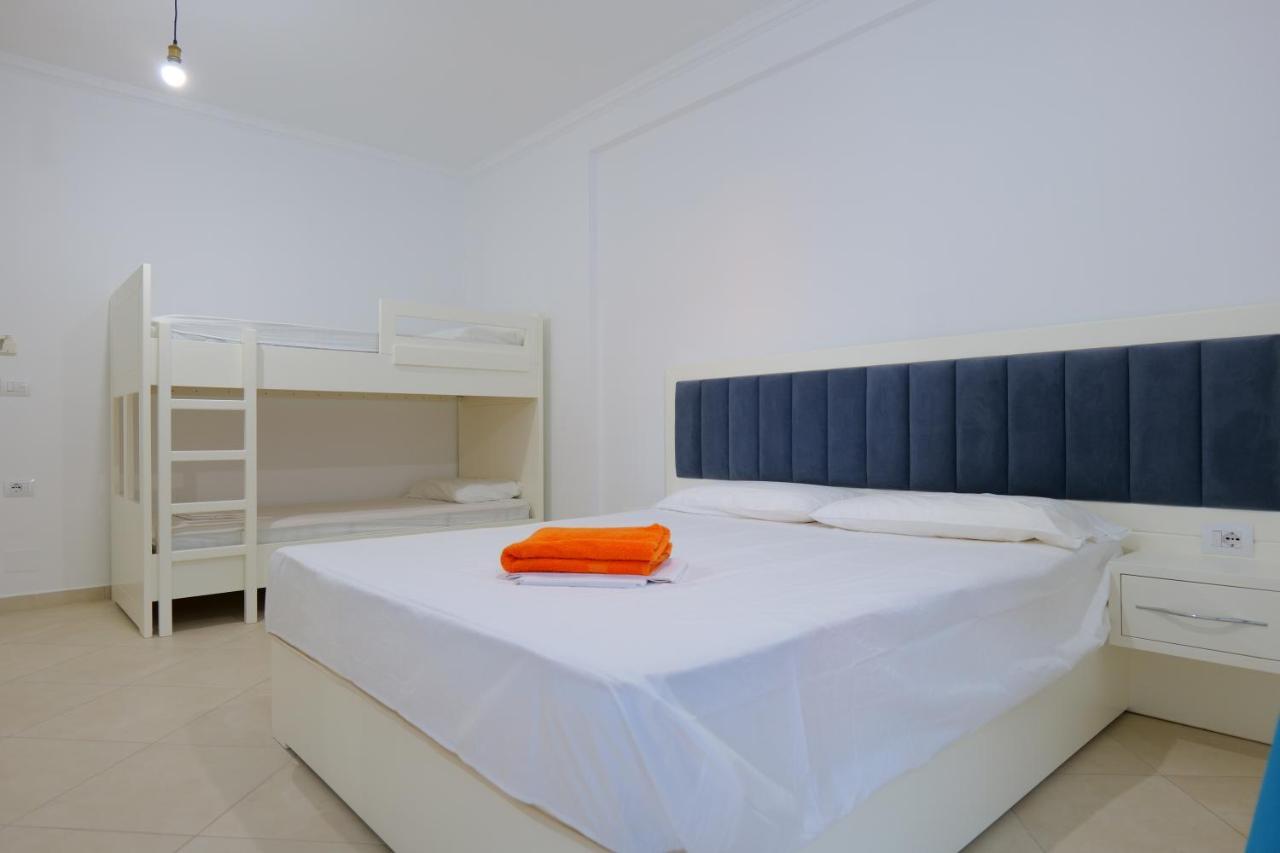 Davide Rooms Саранде Екстериор снимка