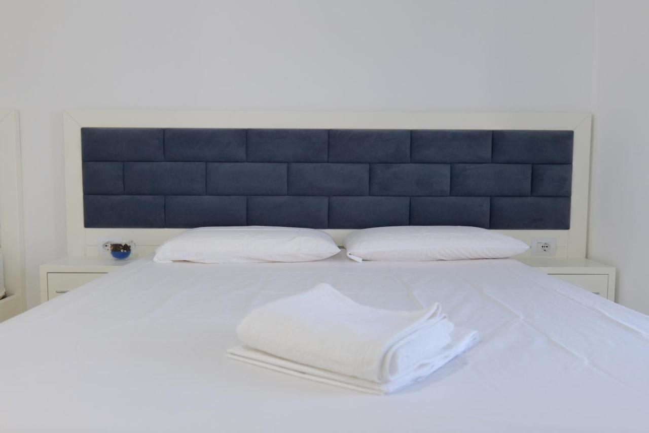Davide Rooms Саранде Екстериор снимка