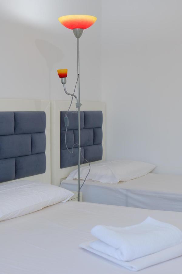 Davide Rooms Саранде Екстериор снимка
