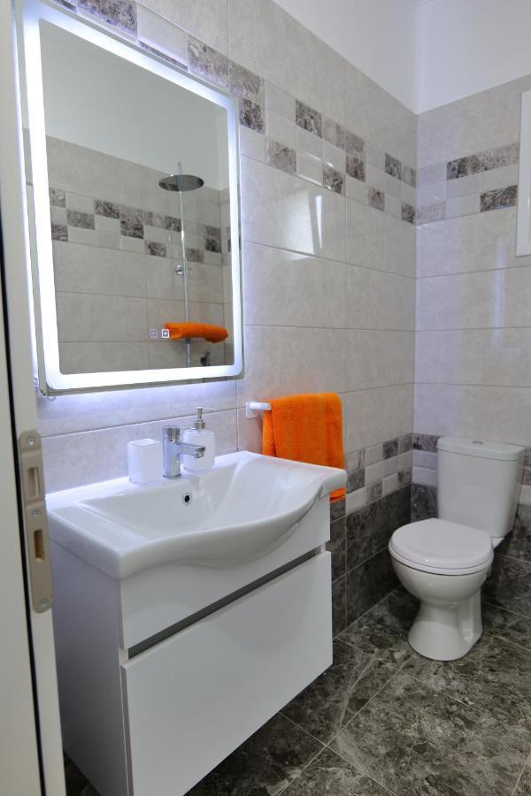 Davide Rooms Саранде Екстериор снимка