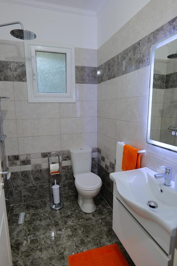 Davide Rooms Саранде Екстериор снимка